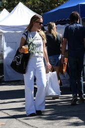 Olivia Wilde - Shopping at the Farmers Market in Studio City 10/15/2023