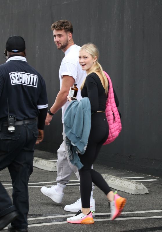 Rylee Arnold - Out in Los Angeles 09/30/2023