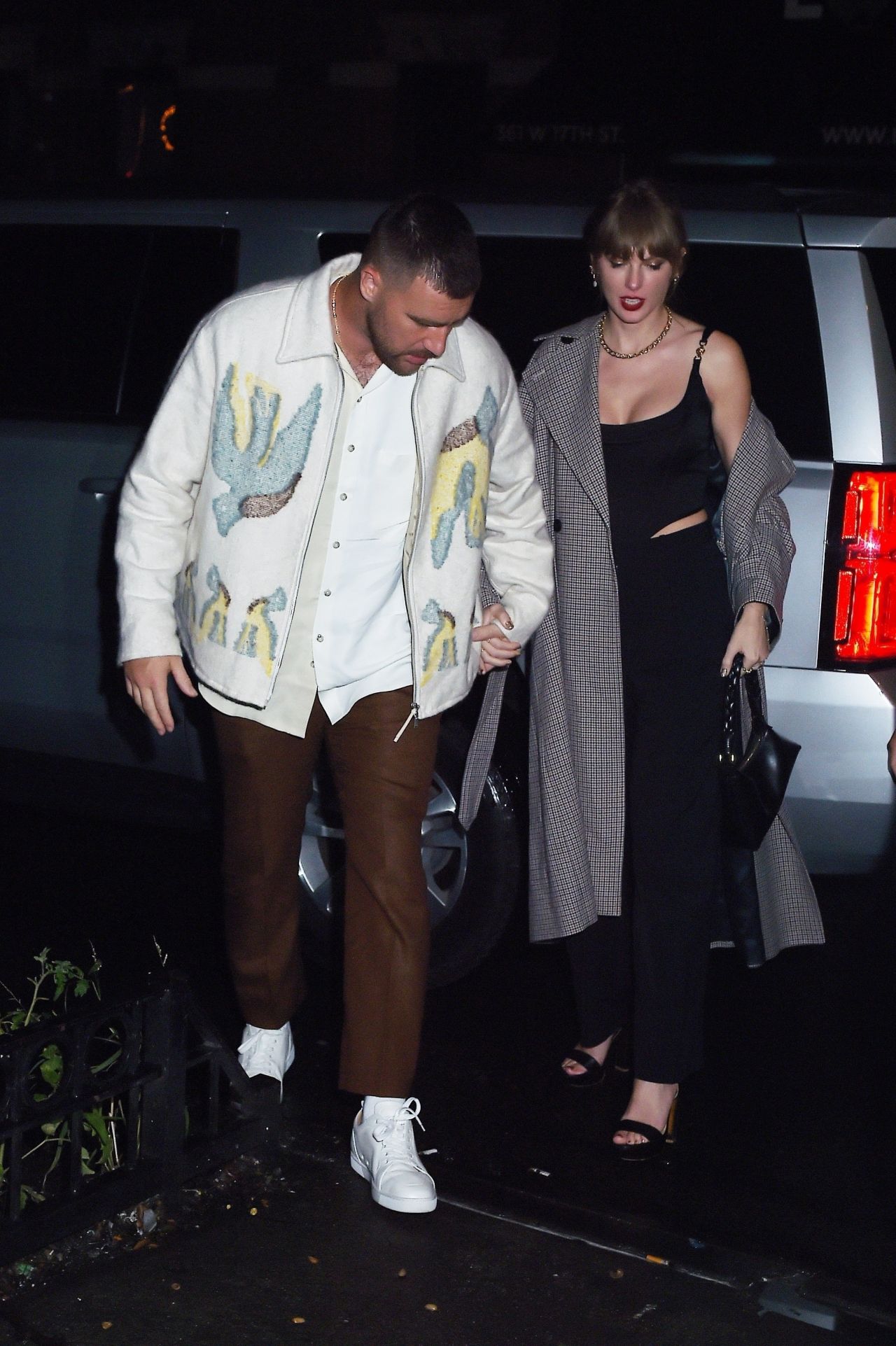 Taylor Swift - Heading to the SNL Afterparty in New York 10/14/2023 ...