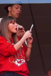 Taylor Swift - Los Angeles Chargers vs. Kansas City Chiefs in Kansas City 10/22/2023