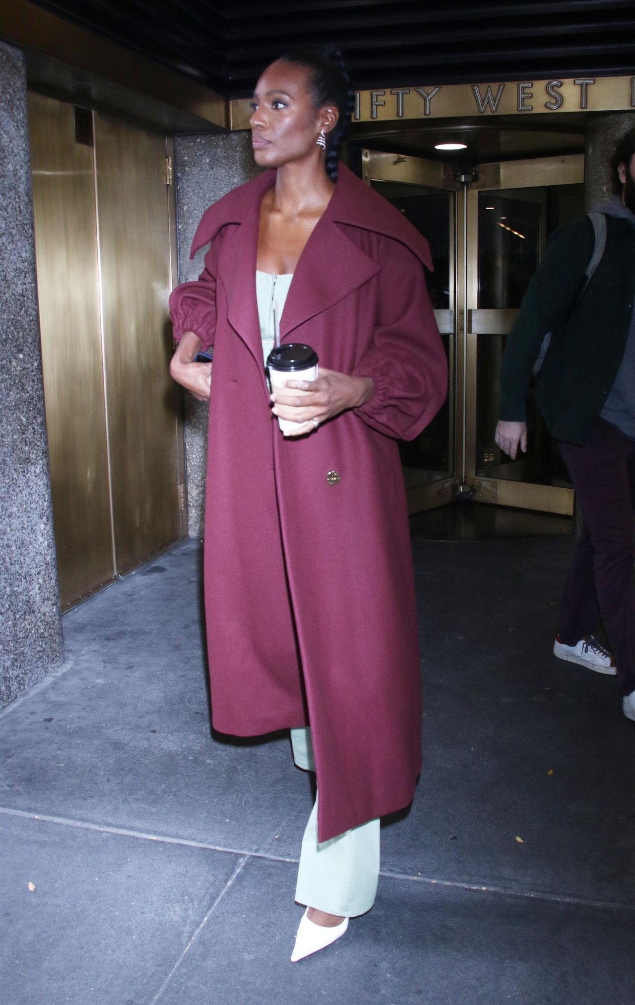 Zainab Johnson - Leaving the Set of New York Live 10/10/2023 • CelebMafia