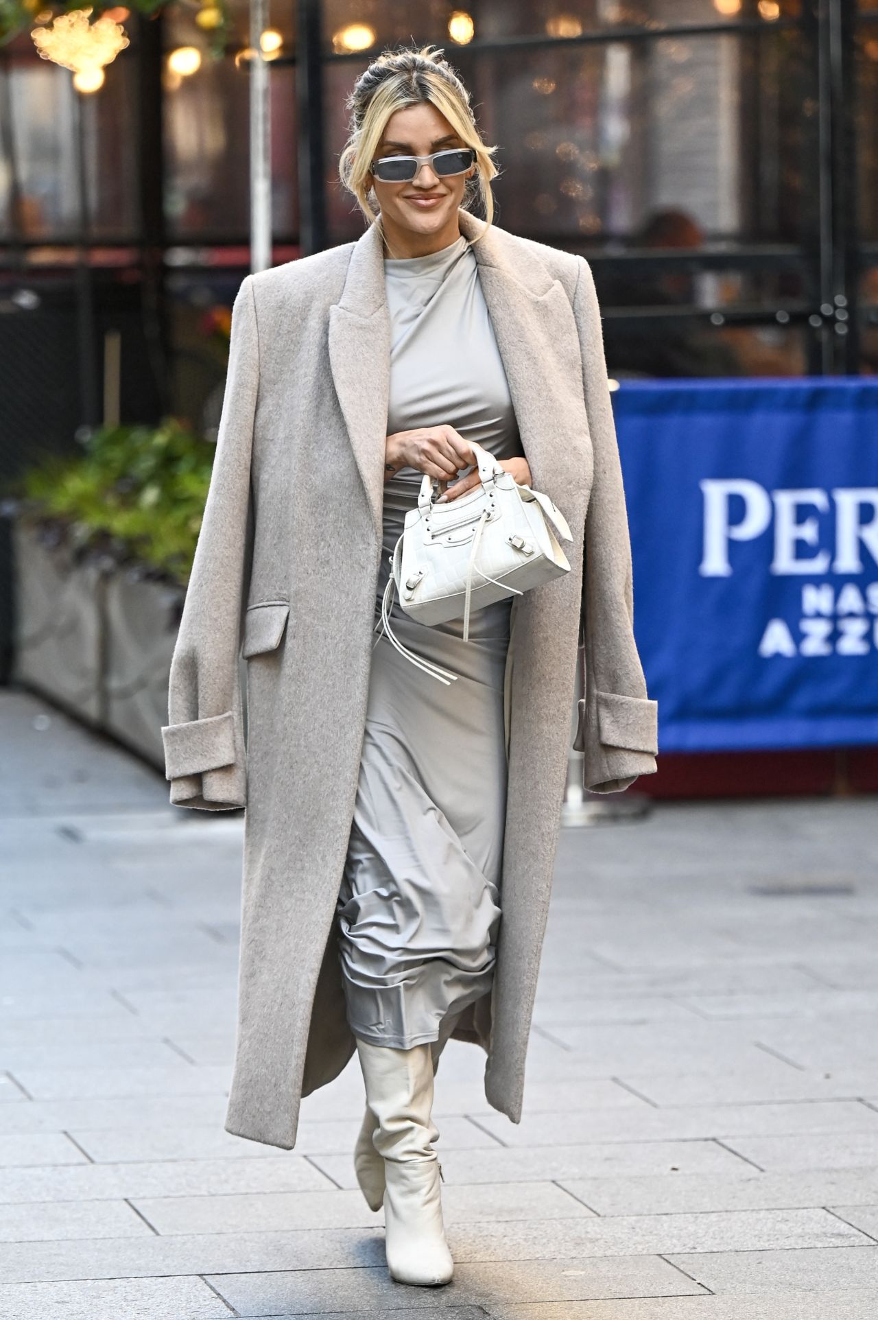 Ashley Roberts - Out in London 11/06/2023 • CelebMafia