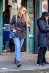 Blake Lively at Art and Framing Store in West Village 11/09/2023