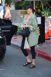 Chrissy Teigen - Shopping at Bottega Veneta in West Hollywood 11/10/2023