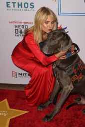 Christie Brinkley at The American Humane Hero Dog Awards in Palm Beach 11/10/2023