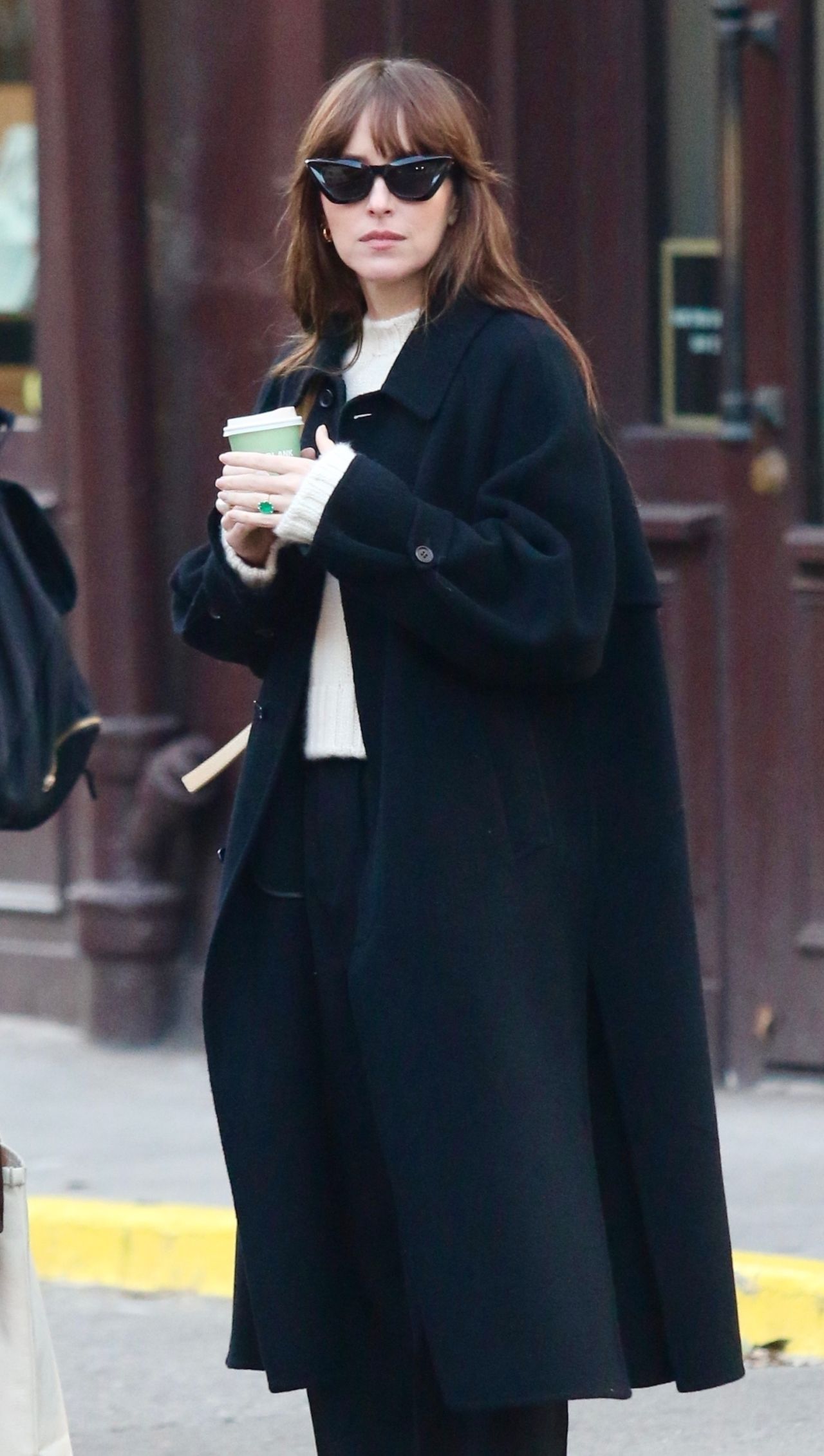 Dakota Johnson Style, Clothes, Outfits and Fashion• Page 4 of 75 ...