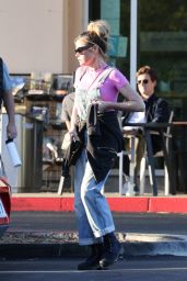 Denise Richards - Grocery Shopping at Erewhon Market in Los Angeles 11/15/2023