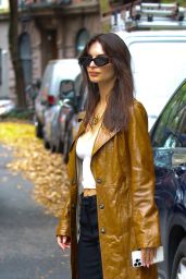 Emily Ratajkowski Street Style - New York 11/07/2023