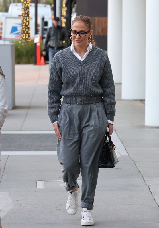Jennifer Lopez Street Style - Beverly Hills 11/20/2023