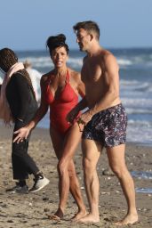 Jenny Powell on the Beaches on Holiday in Marbella 11/03/2023