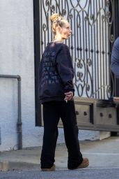 Juno Temple - Out in Los Angeles 11/22/2023