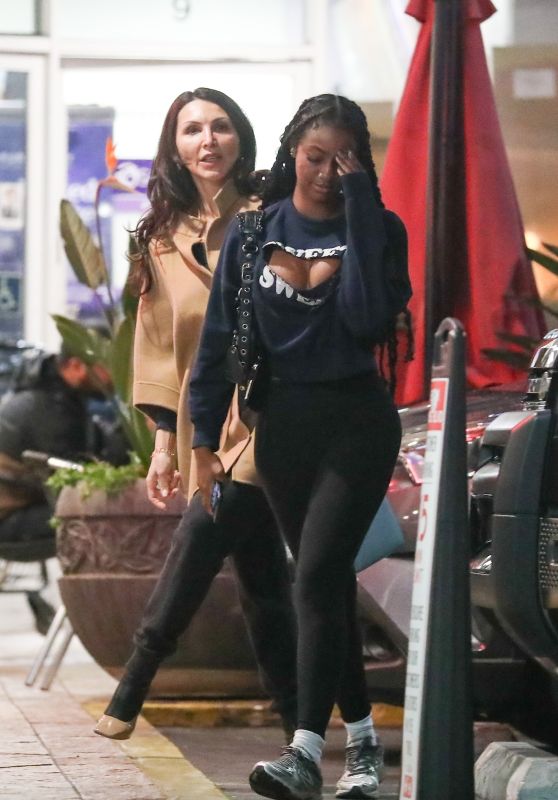 Justine Skye at Sushi Park in West Hollywood 11/29/2023