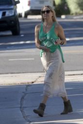 Kate Hudson - Out in Brentwood 11/07/2023