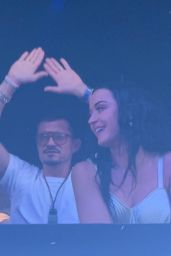 Katy Perry and Orlando Bloom at The Chainsmokers Concert in Las Vegas 11/06/2023