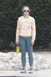 Kristen Bell - Out in Los Feliz 11/13/2023