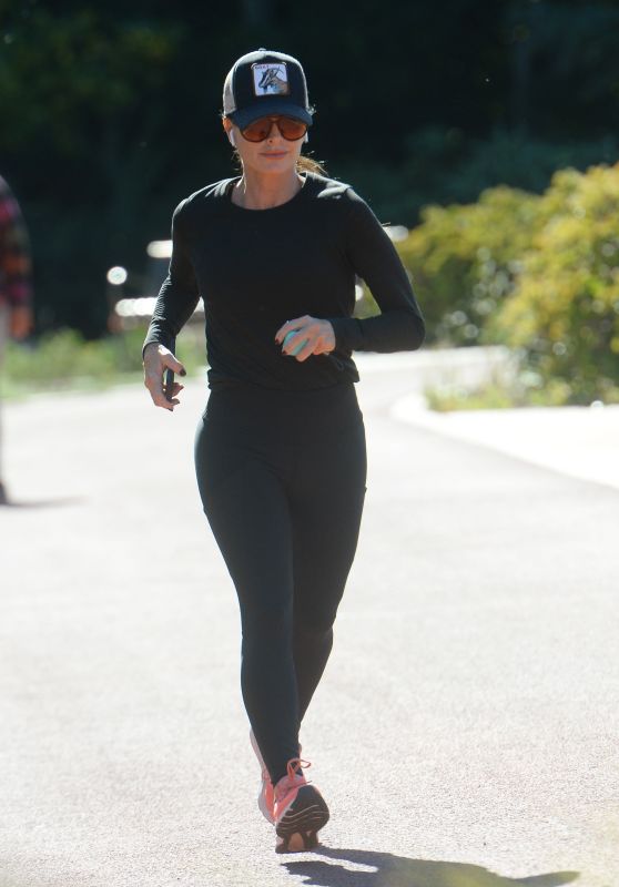 Kyle Richards Working Out in LA 11/08/2023