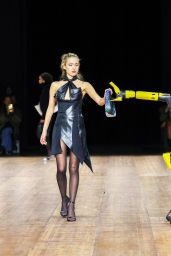Lila Moss - Coperni Show at Paris Fashion Week 03/03/2023