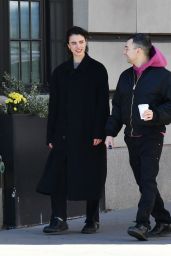 Margaret Qualley and Husband Jack Antonoff stroll in New York 11/20/2023