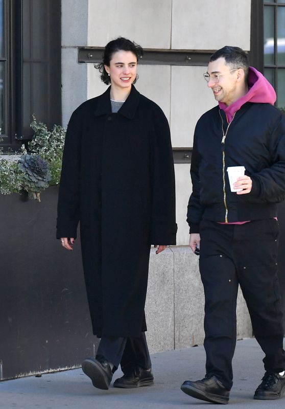 Margaret Qualley and Husband Jack Antonoff stroll in New York 11/20/2023