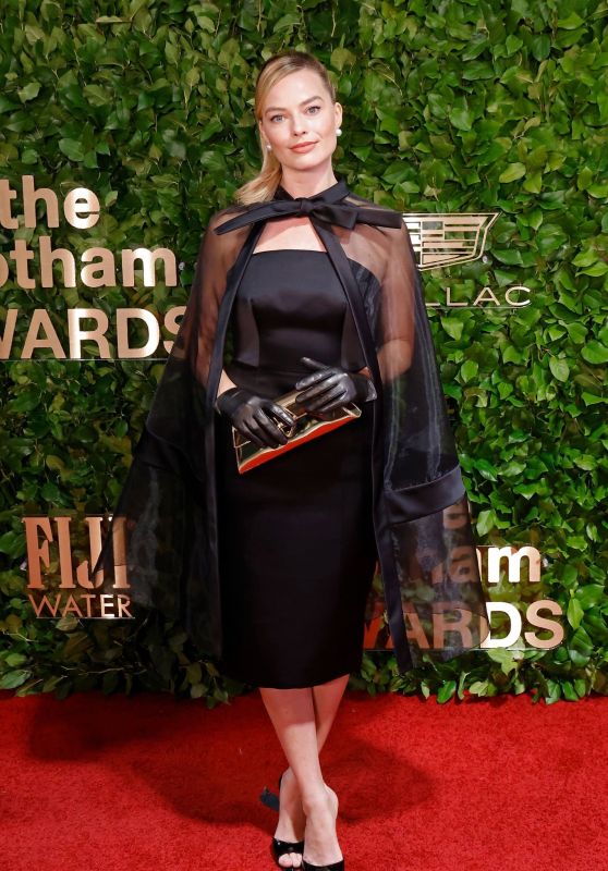 Margot Robbie – Gotham Awards in New York 11/27/2023