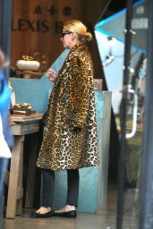 Olivia Palermo and Nicky Hilton Shopping for Jewelry at Alexis Bittar in LA 11/01/2023