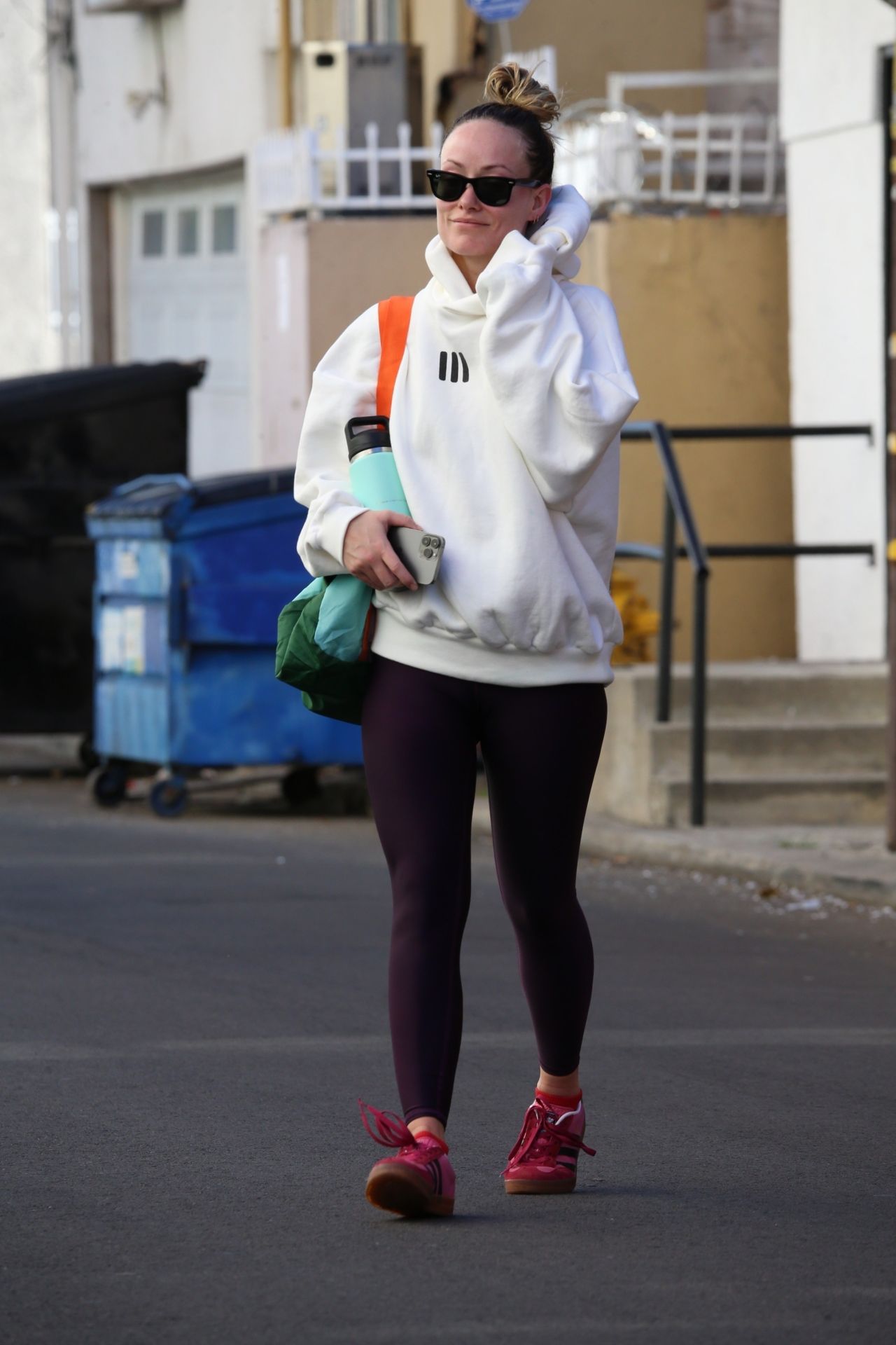 Olivia Wilde goes to the Tracy Anderson studio for her routine workout  Featuring: Olivia Wilde Where: Studio City, California, United States When:  06 Mar 2018 Credit: WENN.com Stock Photo - Alamy
