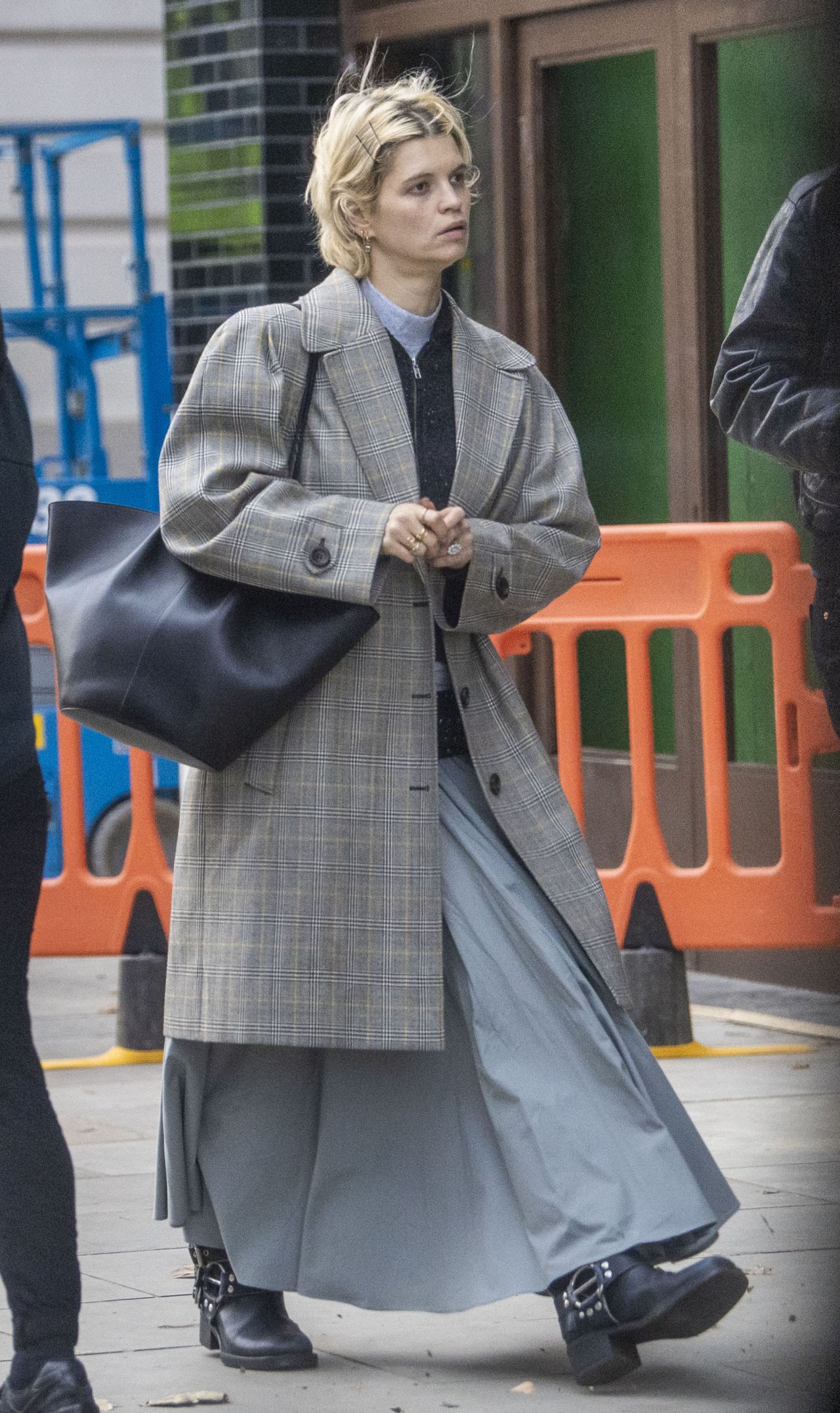 Pixie Geldof and Husband George Barnett Shopping at Waitrose in Chelsea