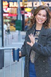 Rebecca Jarvis - Leaves GMA in New York City 11/13/2023