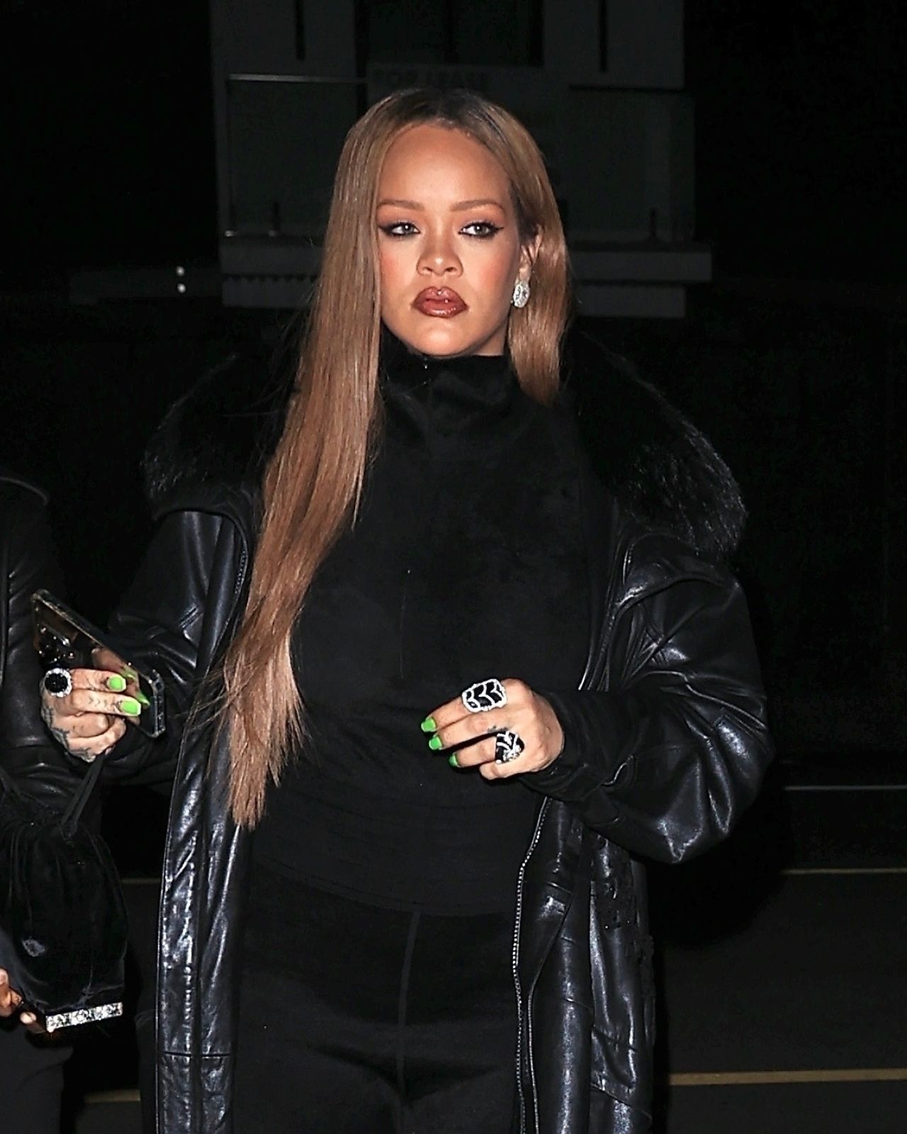 Rihanna Wearing All Black - Santa Monica 11/12/2023 • CelebMafia