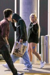 Sab Zada - Shopping at Erewhon Market in Calabasas 11/25/2023