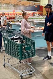 Sia - Shopping For Groceries and Wine at Organic Grocery Store in Burbank 11/08/2023