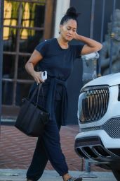 Tracee Ellis Ross - Leaving a Skin Care Clinic in West Hollywood 11/17/2023