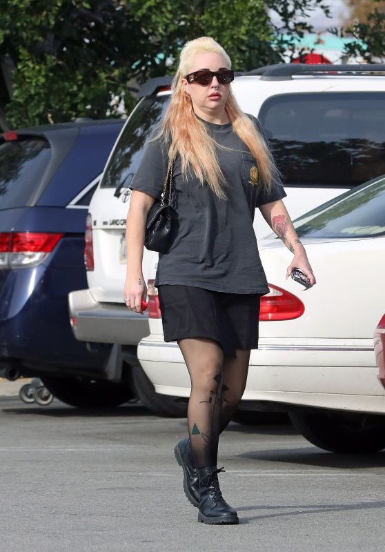 Amanda Bynes - Out in Beverly Hills 12/27/2023