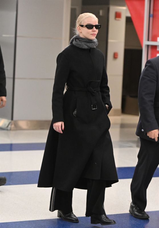 Anya Taylor-Joy - Arriving at JFK Airport in New York 12/10/2023