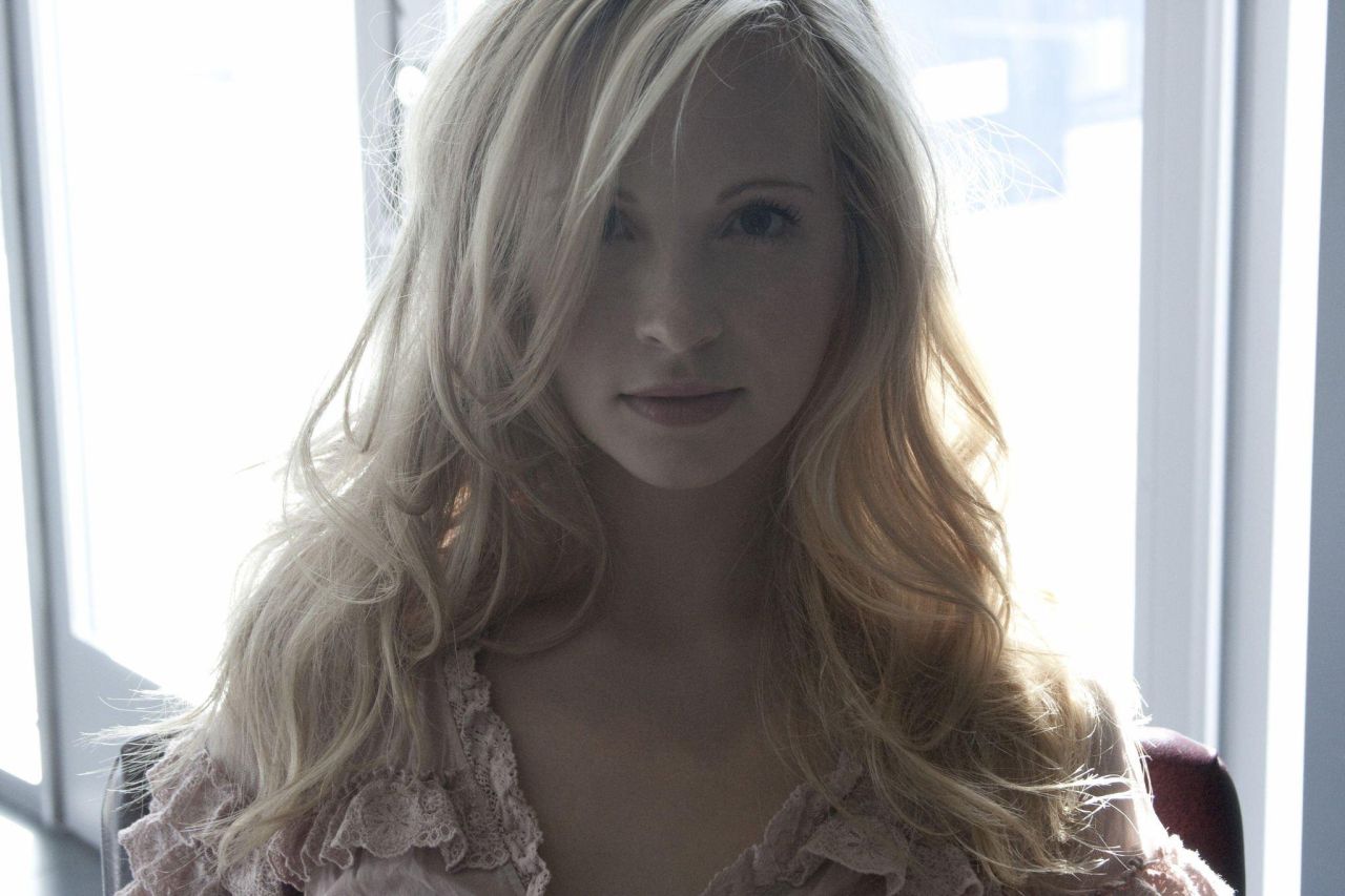 Candice King - Signature Magazine December 2009 • CelebMafia