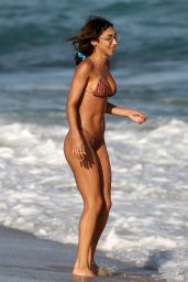 Chantel Jeffries in a Bikini on the Beach in Miami 12/09/2023