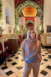 Chiara Ferragni Outfit 12/11/2023