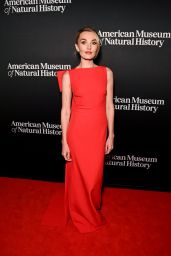 Chloe Fineman– American Museum of Natural History’s 2023 Museum Gala in NYC 11/30/2023