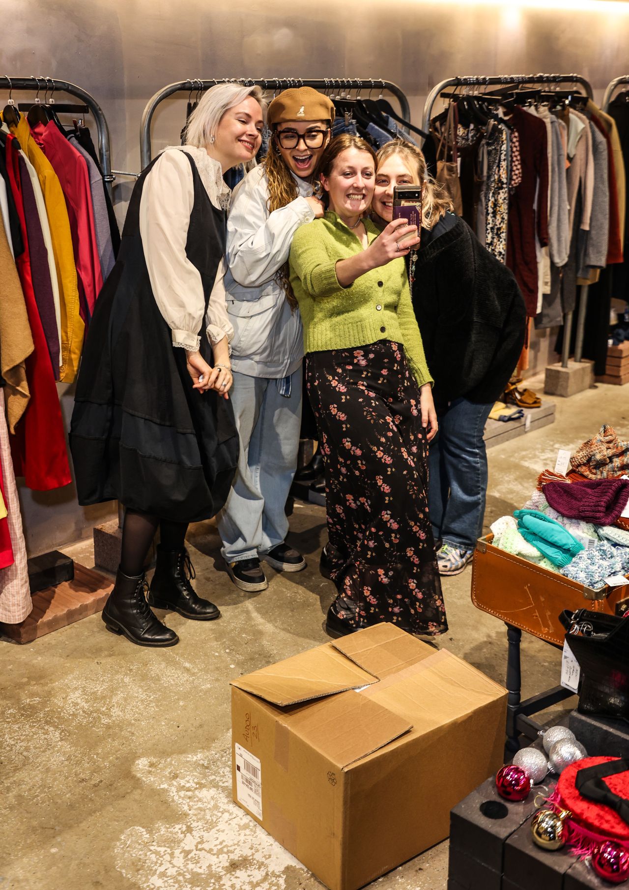 Ella Eyre Donating to Shelter's Boutique in Kings Cross in London 12/19