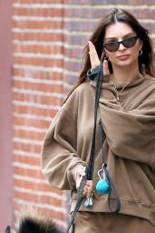 Emily Ratajkowski in Brown Sweats in New York City 12/17/2023