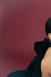 Emma Brooks - Photo Shoot December 2023 (HF)
