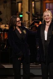 Emma Stone - Saturday Night Live 12/02/2023 (more photos)