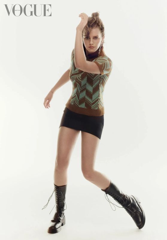 Emma Watson Outfit FromVogue UK January 2024 (II)