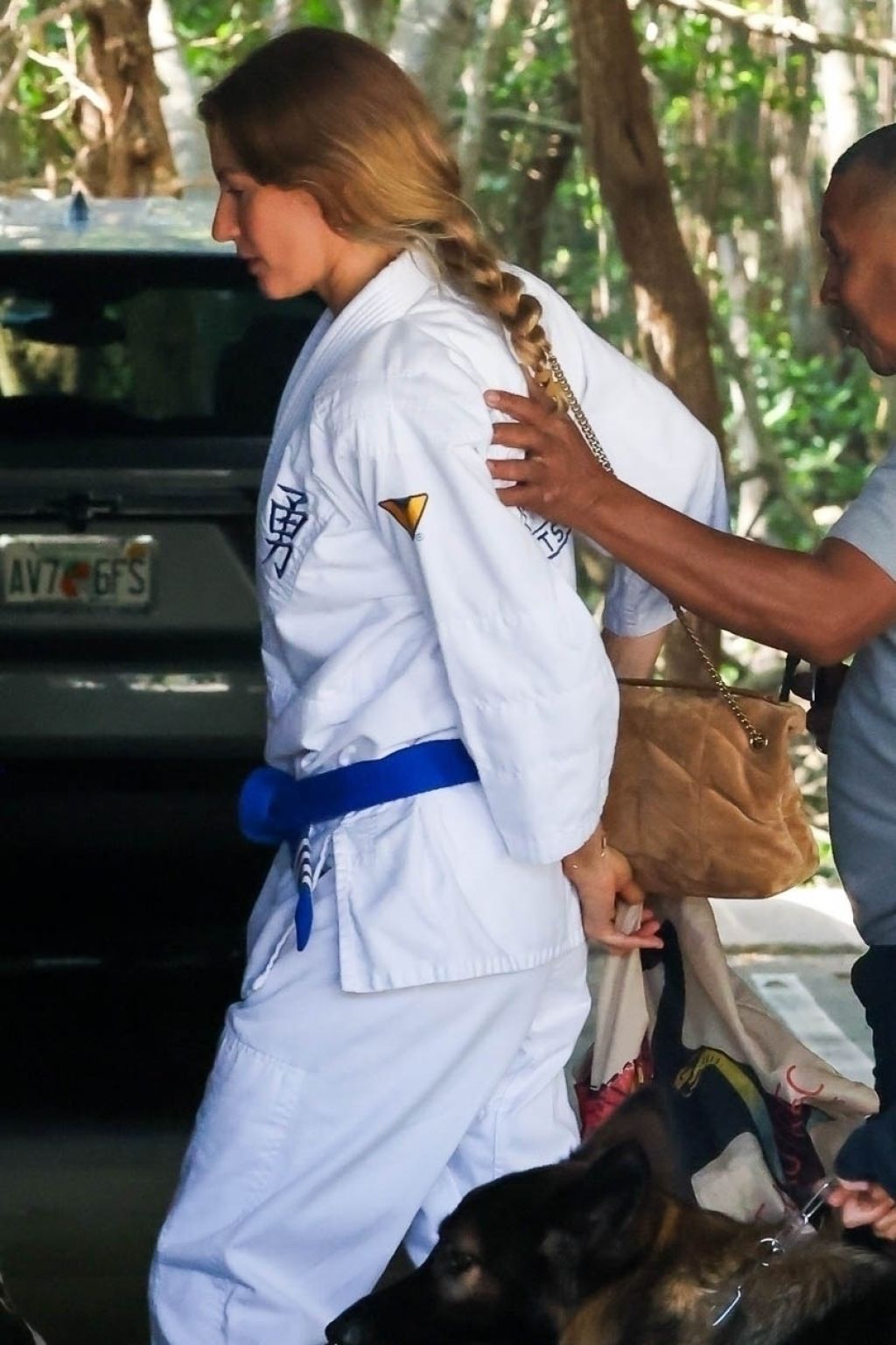 Gisele Bundchen Arriving at Joaquim Valente's Jiu-Jitsu Gym in Miami 12