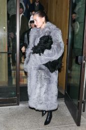 Hailey Rhode Bieber in a Long Light Grey Fur Night Out in Aspen 12/17/2023