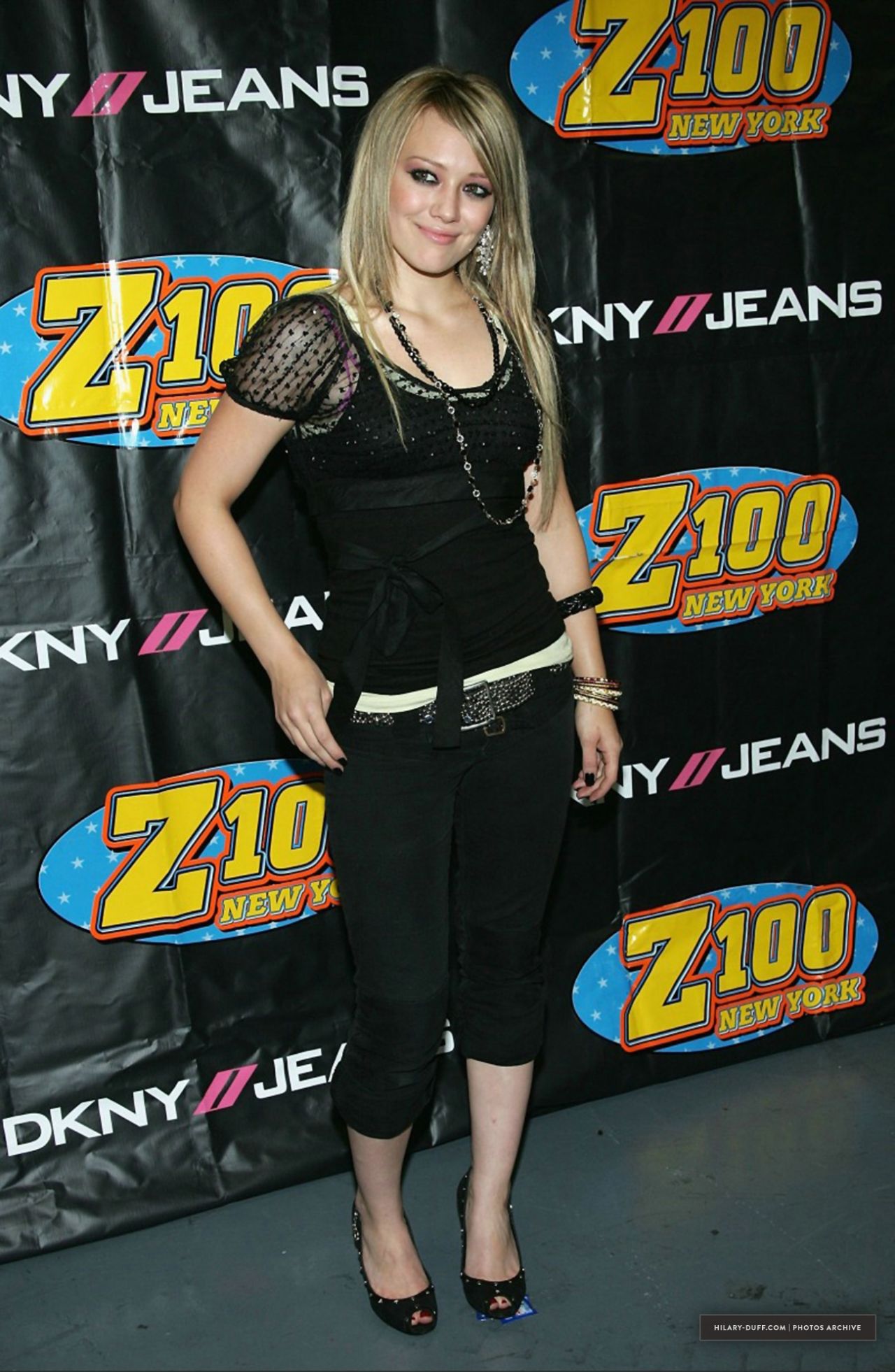 Hilary Duff - Z100 Jingle Ball 12/10/2023 • CelebMafia