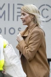 Holly Willoughby - Out in London 12/21/2023