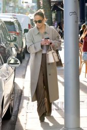 Jennifer Lopez in a Beige Trench Coat Christmas Shopping in Los Angeles 12/16/2023