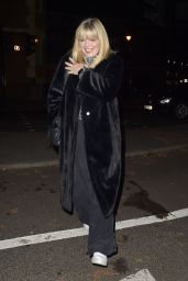 Kate Thornton – Children with Cancer Christmas Quiz at The Kings Arms in London 12/11/2023