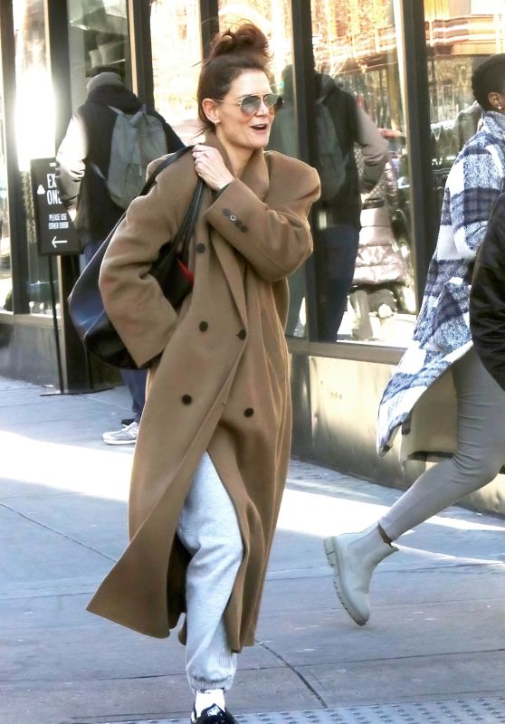 Katie Holmes - Out in New York 12/21/2023
